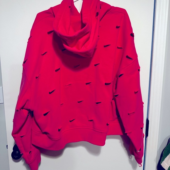 Nike x Jacquemus Cutout Swoosh Hoodie in Watermelon - Picture 8 of 11